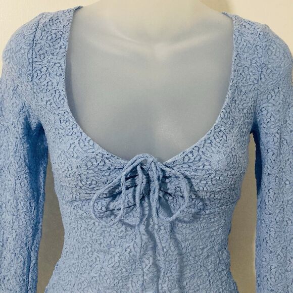 Urban Outfitters Size XS Kimchi Blue Blouse Quinn Lace Pullover Tie Front Blue - Picture 4 of 11